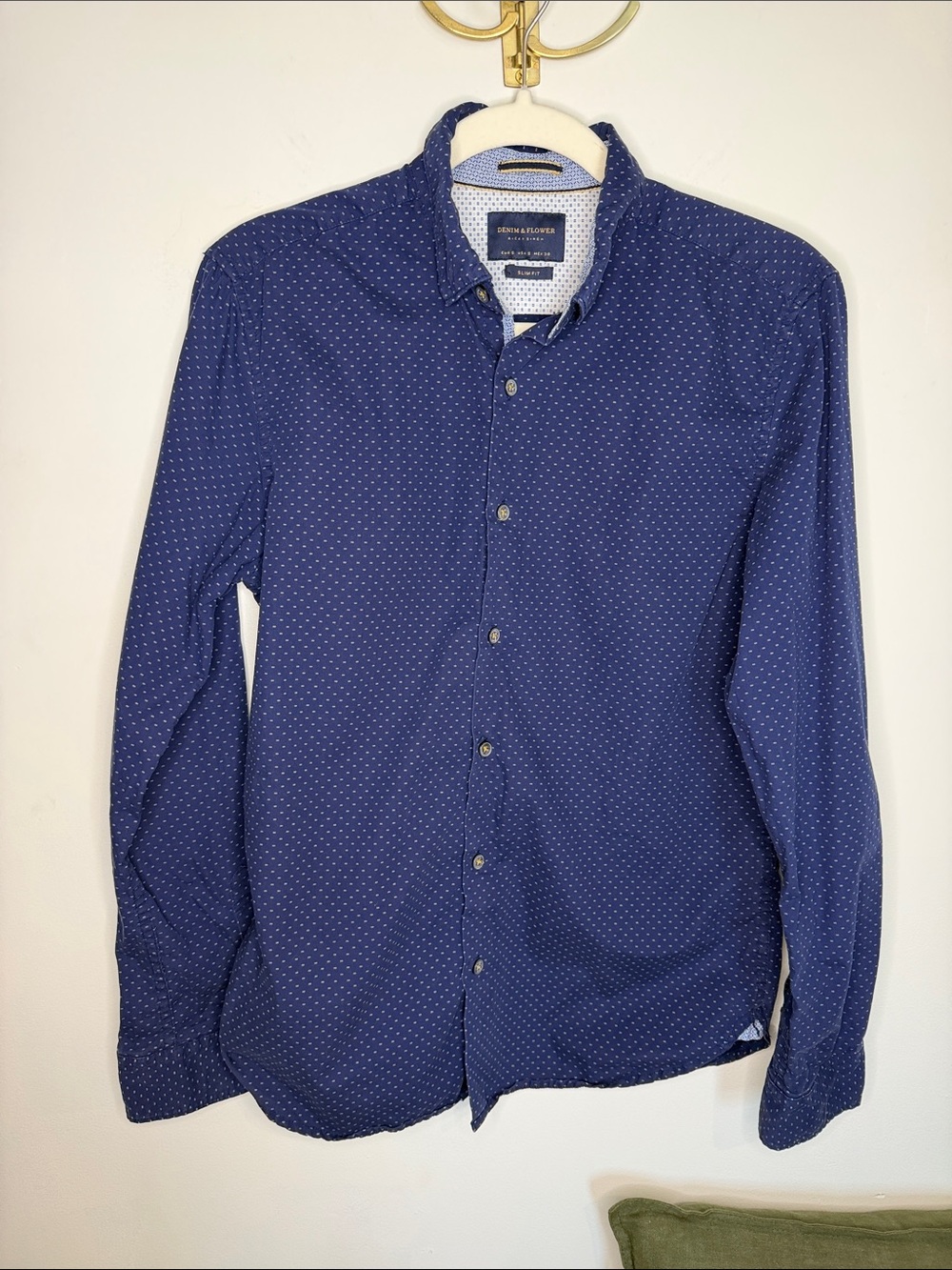 Denim & Flower Navy Micro Dot Long-Sleeve Button-Down Shirt small